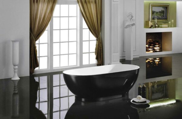 KOKO 1700mm Black and White Freestanding Bathtub 2